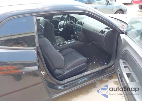 2013 Dodge Challenger R/T z USA, uszkodzony, nr VIN 2C3CDYBT6DH613365